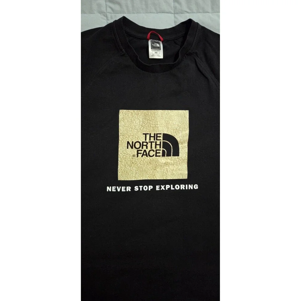 The North Face Men’s Raglan Sleeve Graphic T-Shirt Black Size M Explore Tee